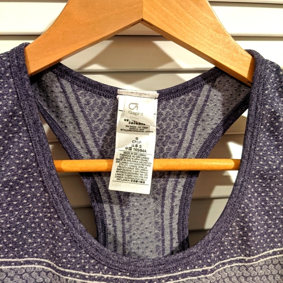 GapFit Motion Racerback - Picture 3 of 4